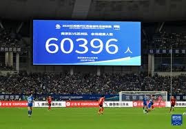 棒球与流体力学解析棒球缝线数量对投球变化弧度的决定性影响